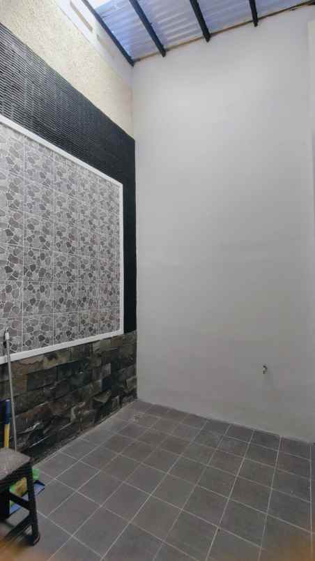 rumah siap huni kondisi rapih terawat di griyaloka bsd