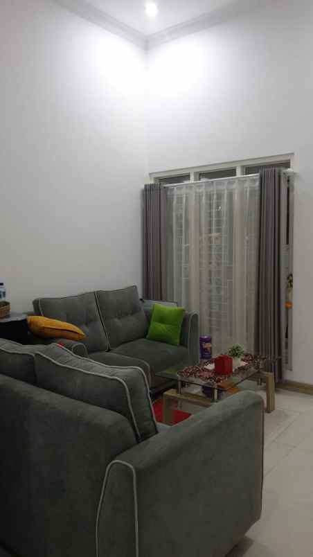 rumah siap huni lokasi di sulfat malang