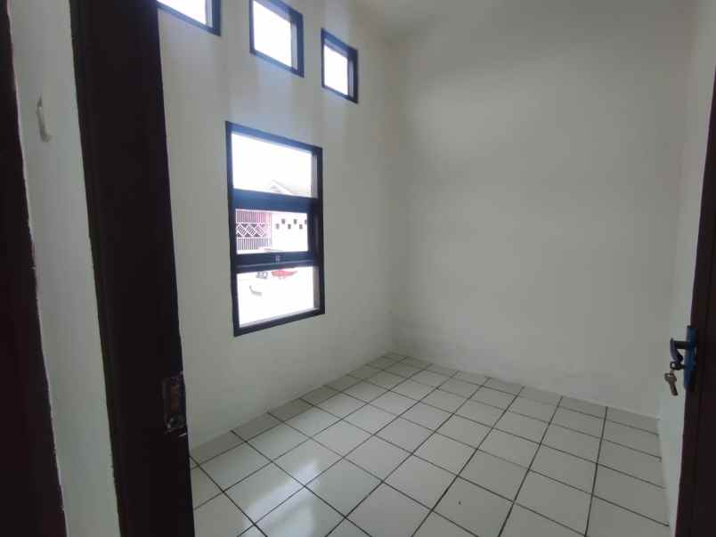 rumah subsidi murah annieland 1 juta terima kunci