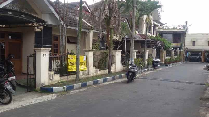 rumah tidar bawah dijual cepat