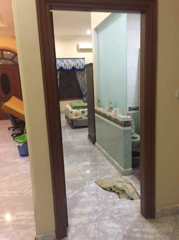 rumah villa gading indah