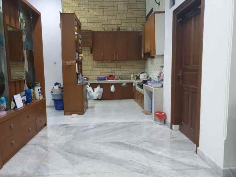 rumah villa gading indah