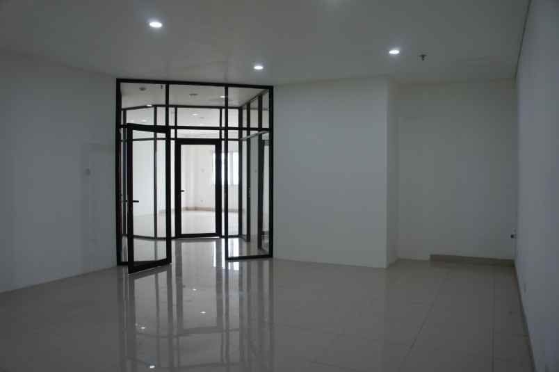 sewa office space gedung wahid 27