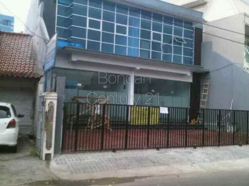 sewa ruko 2 lantai di slipi
