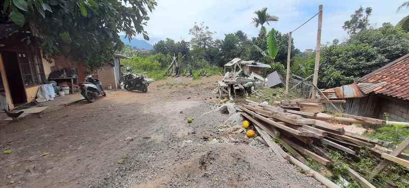 tanah pasir impun atas