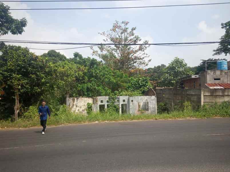 tanah sukadanaham pinggir jalan