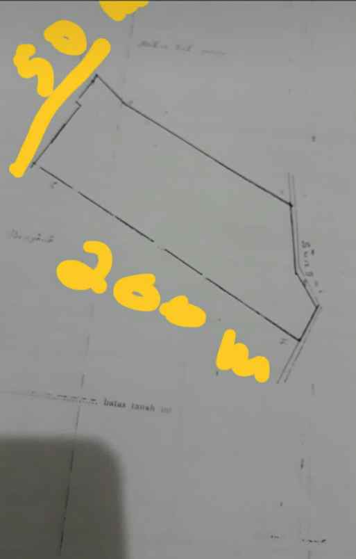 tanah tepi jalan dekat rumah