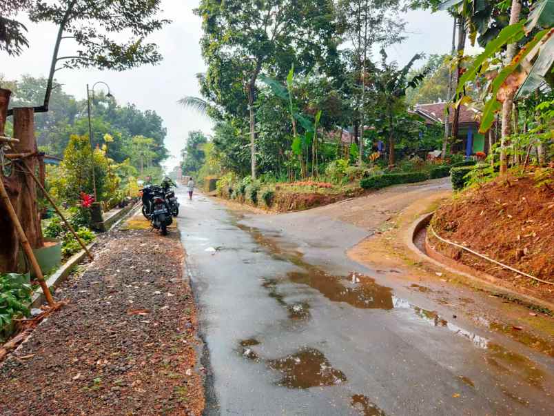 tanah timur pasar batujamus