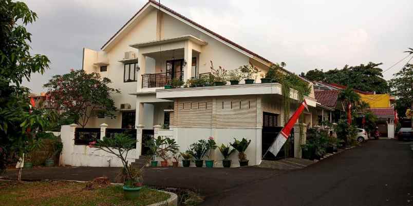 villa ciracas jakarta timur