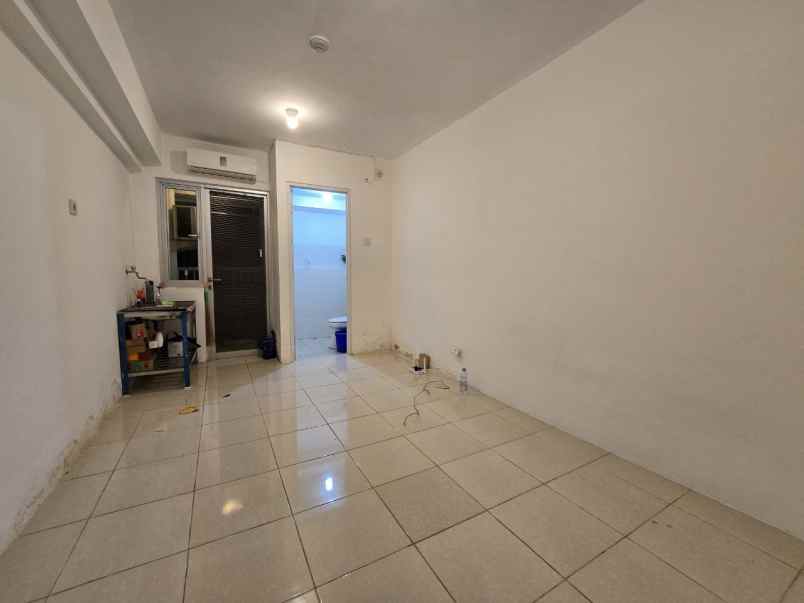 apartment educity princeton 10 view city ac sink