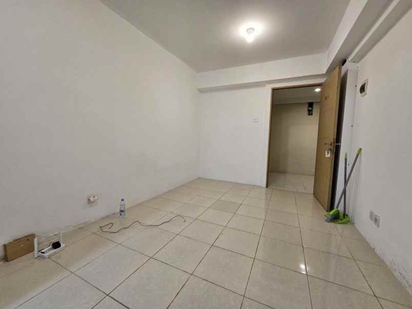 apartment educity princeton 10 view city ac sink