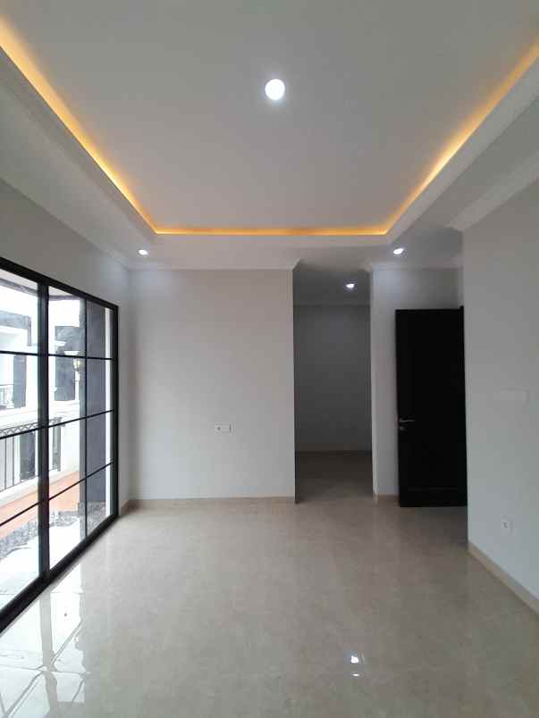 cluster 3 floor at jl sirsak jagakarsa jakarta selatan