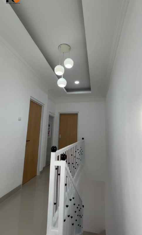 cluster baru 2 lantai one gate system di condet jaktim