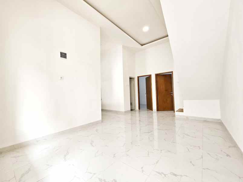 di jualn rumah di daerah pondok ungu permai