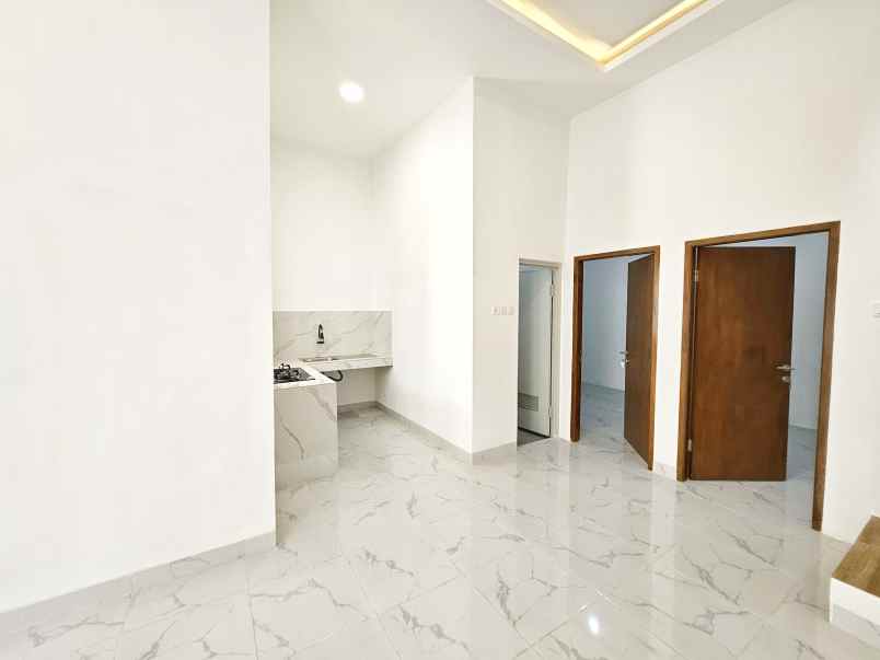 di jualn rumah di daerah pondok ungu permai