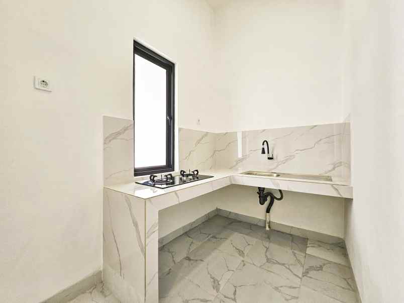 di jualn rumah di daerah pondok ungu permai