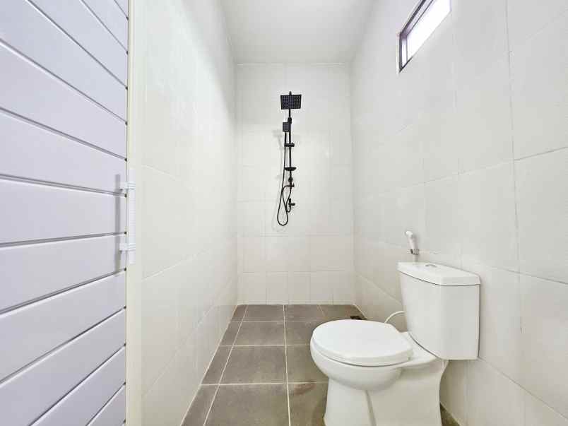 di jualn rumah di daerah pondok ungu permai