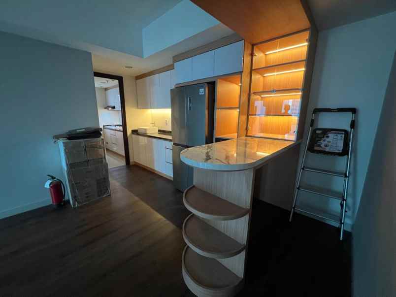dijual apartemen apt the kensington kelapa