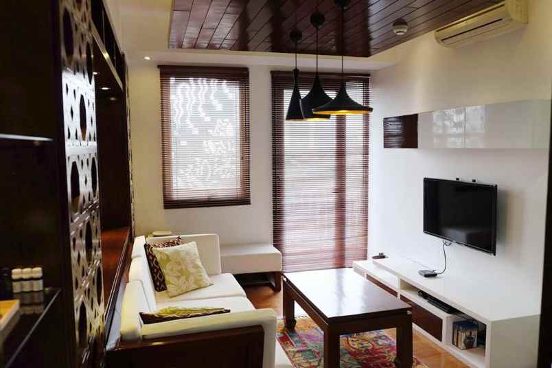 dijual apartemen aston bellevue radio dalam