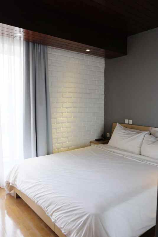 dijual apartemen aston bellevue radio dalam