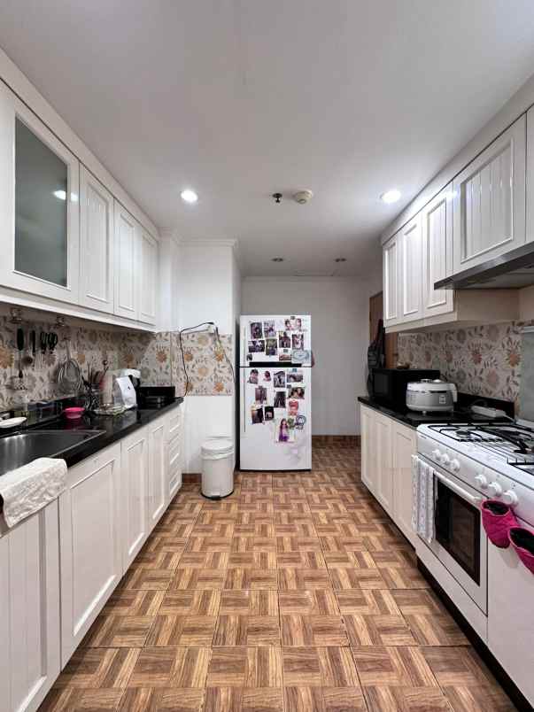 dijual apartemen green view pondok pinang