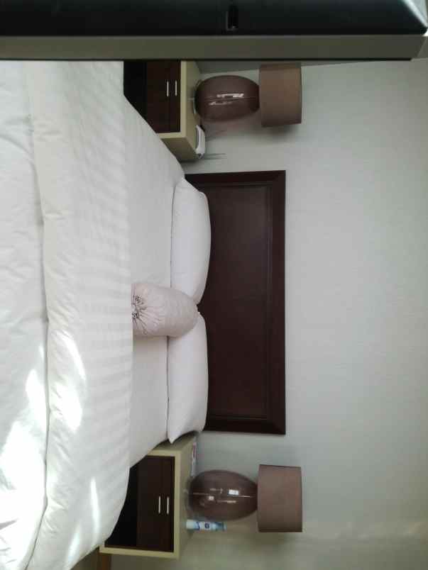 dijual apartemen jl mh thamrin