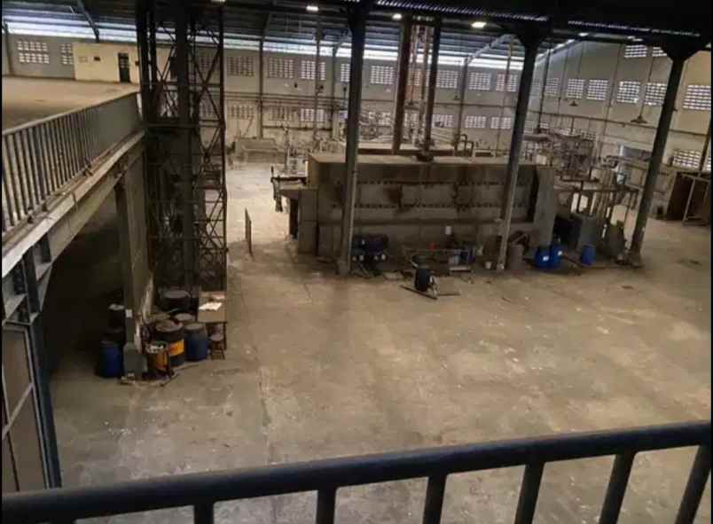 dijual cepat pabrik kawasan industri delta silicon