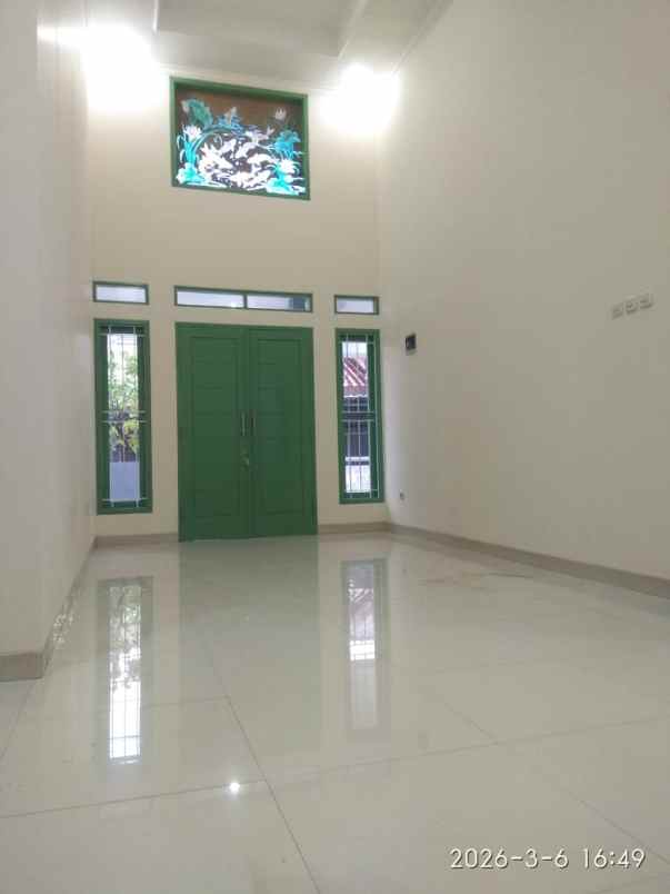 dijual cepat rumah di taman galaxy bekasi