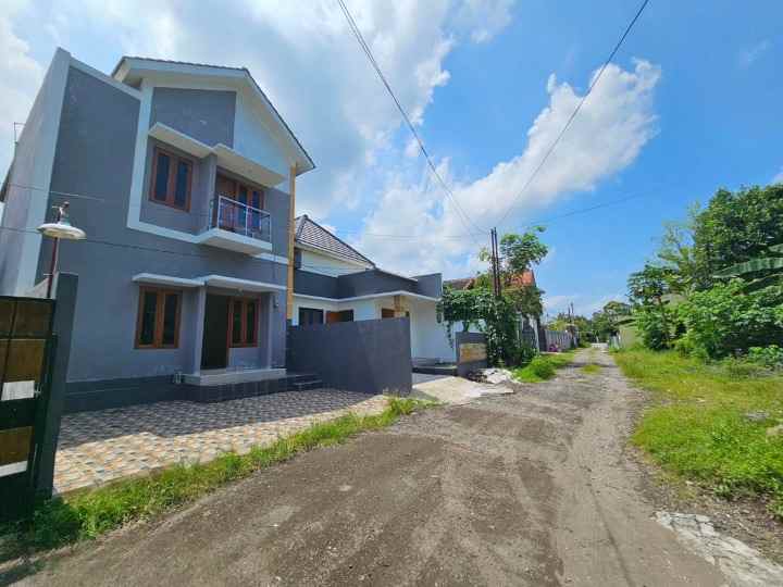 dijual cepat rumah kekinian di dekat uii sleman
