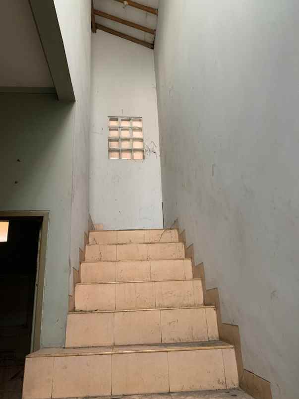 dijual cepat rumah luas di pamulang tangerang selatan