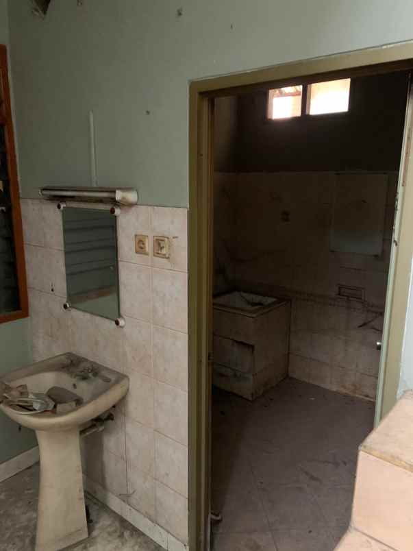 dijual cepat rumah luas di pamulang tangerang selatan