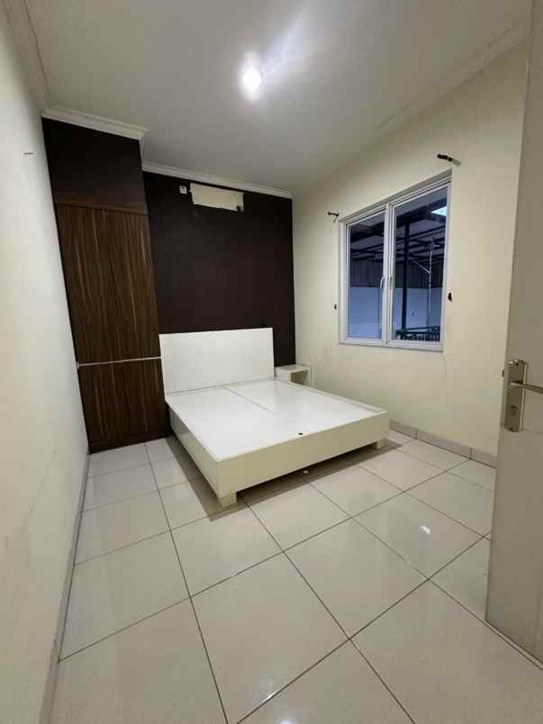 dijual dan disewakan rumah legenda wisata