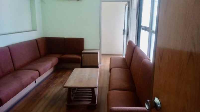 dijual gudang akses container di gunung putri bogor