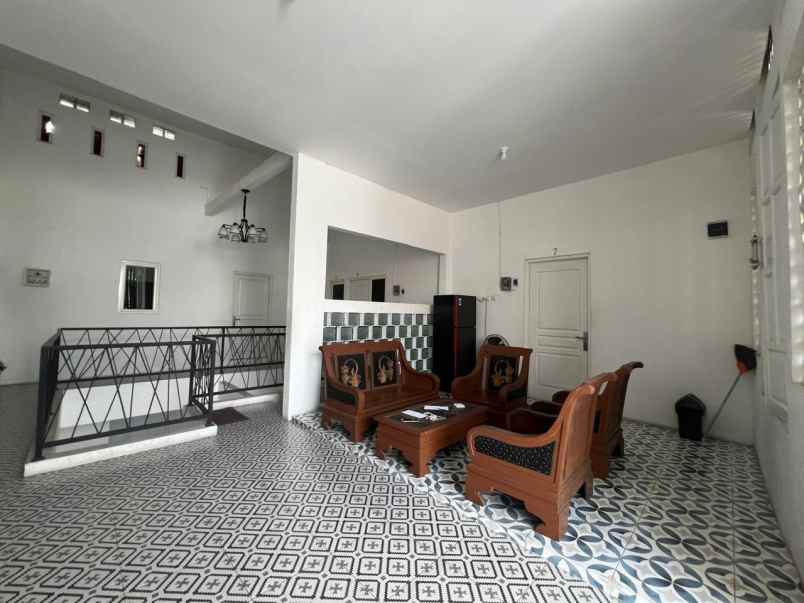 dijual kost di majapahit semarang