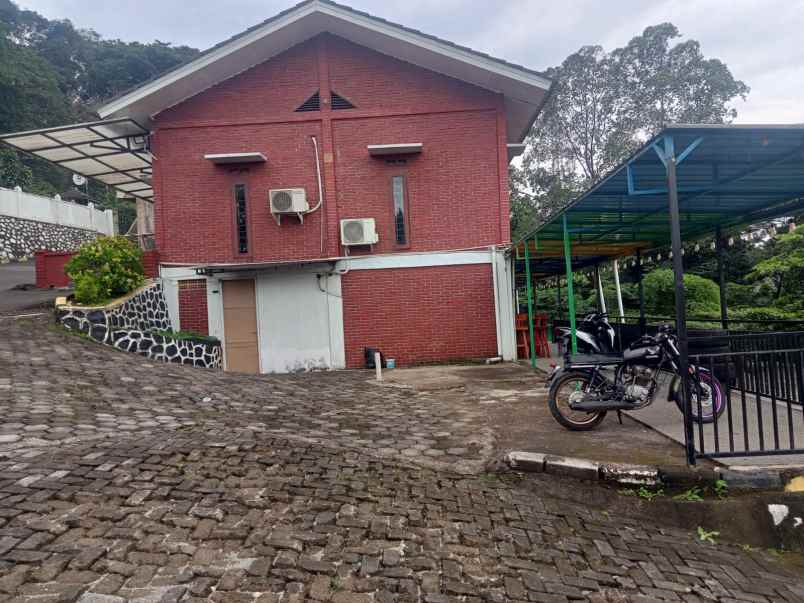 dijual lokasi tanah di jl akses sumarecon