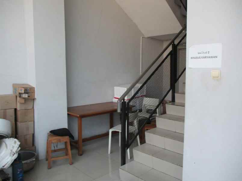 dijual ruko gudang kantor caturtunggal kec depok