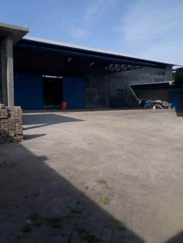 dijual ruko gudang kantor kec jetis kab mojokerto