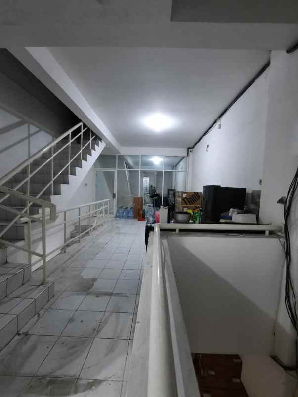 dijual ruko gudang kantor mangga dua jagir