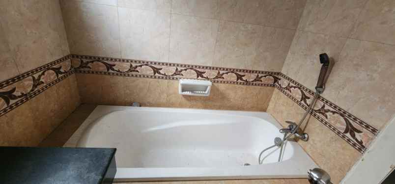 dijual ruko gudang kantor raffless hills cibubur