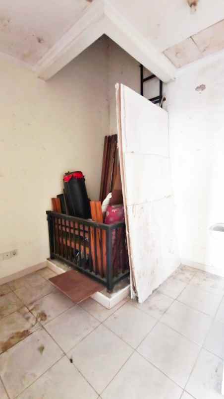 dijual ruko gudang kantor ruko celebration boulevard