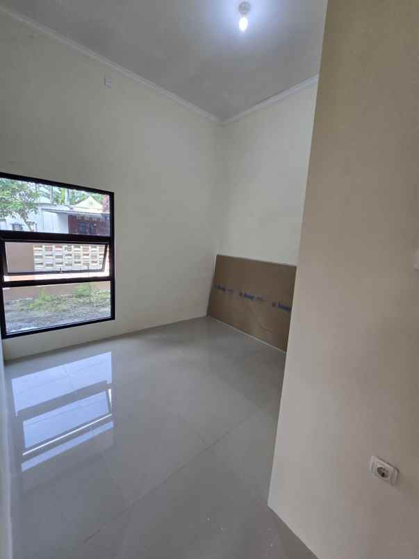 dijual rumah 2 5 km ke rspku