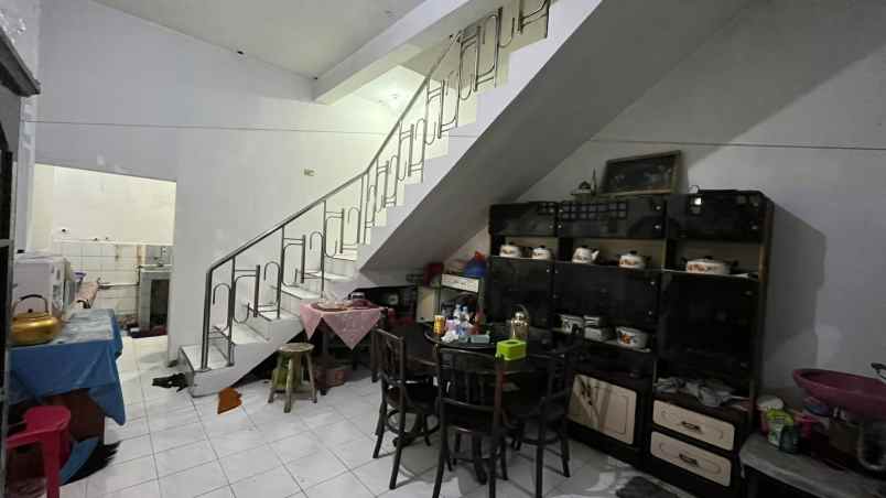 dijual rumah 2 lantai di makassar