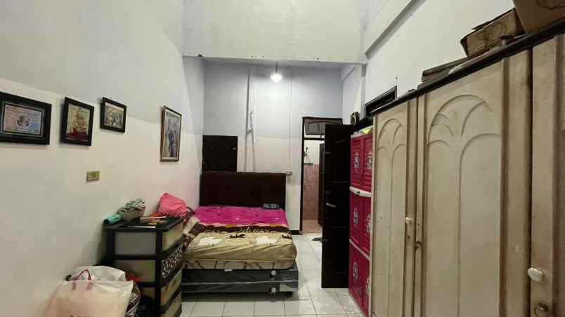 dijual rumah 2 lantai di makassar