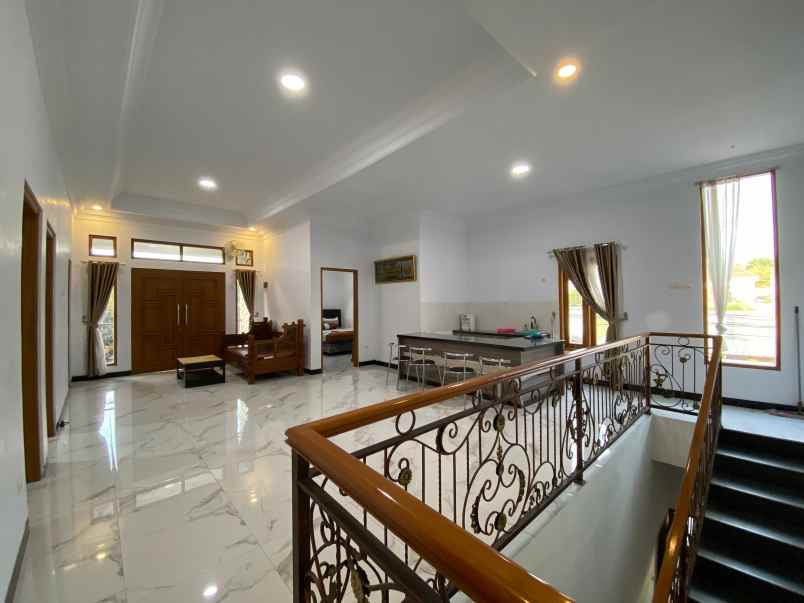 dijual rumah 793g p83 jl lempongsari