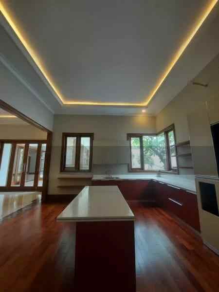 dijual rumah ampera kemang
