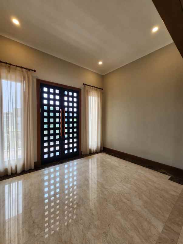 dijual rumah ampera kemang