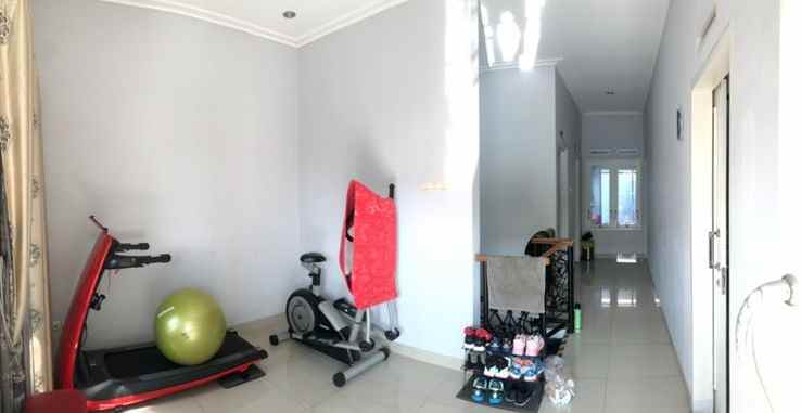 dijual rumah antapani