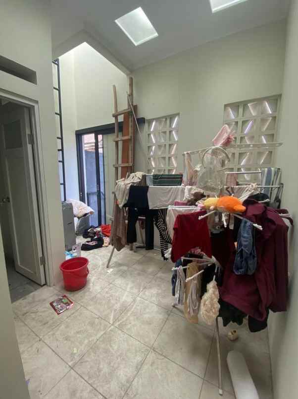 dijual rumah antapani bandung