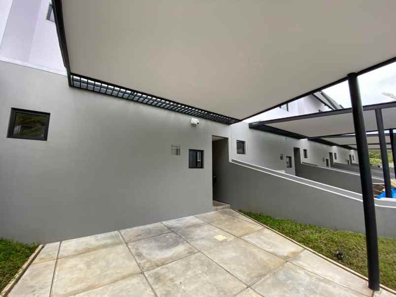 dijual rumah araya malang