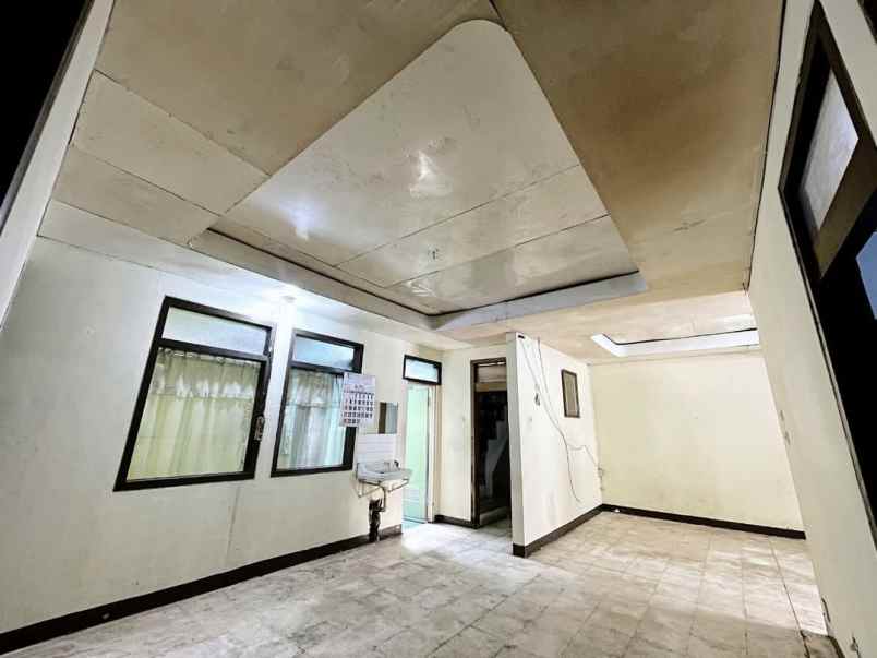 dijual rumah babakan sari kiaracondong